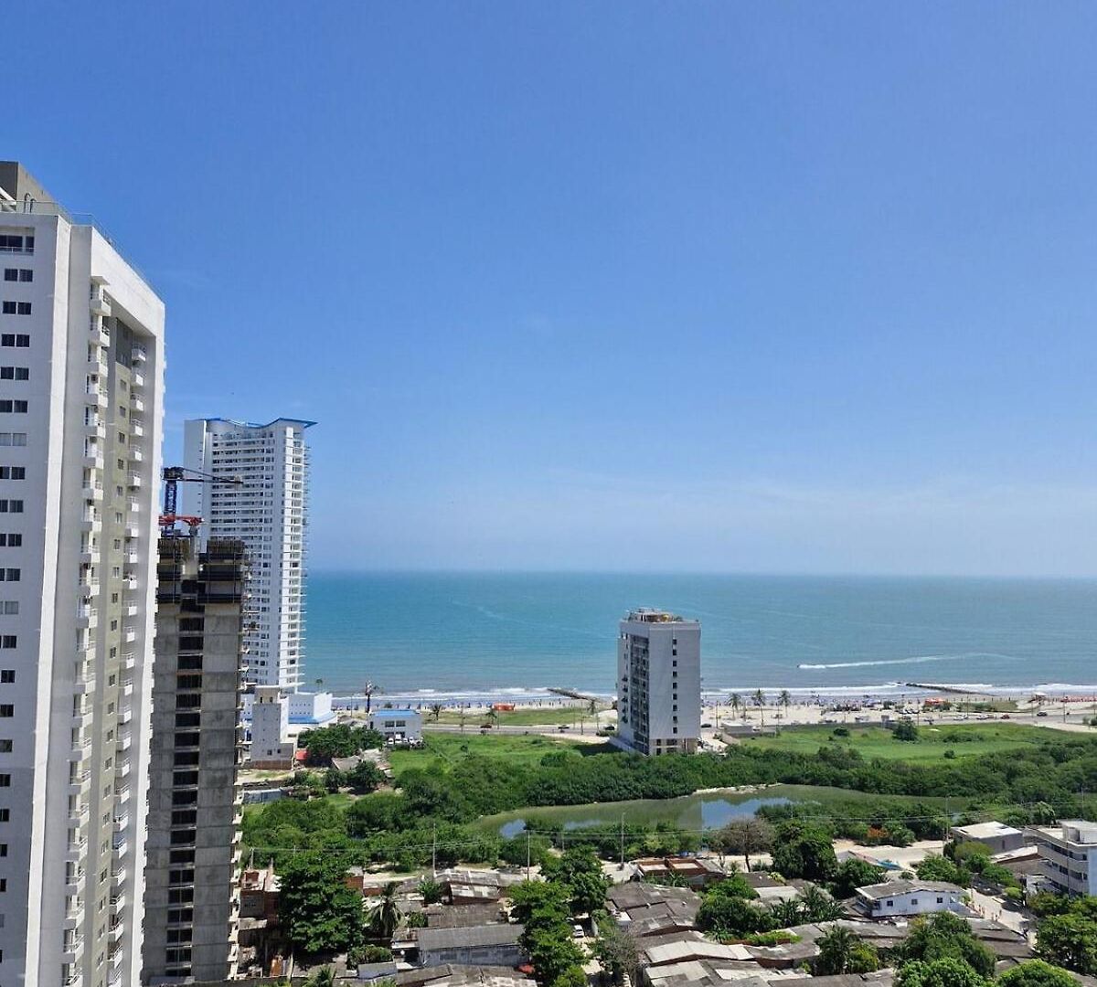Apartamento Nuevo En Piso 24 Con Wifi Rápido Y Vista Al Mar, Cerca Al Centro Histórico