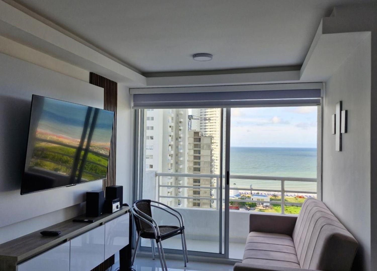 Apartamento Nuevo En Piso 24 Con Wifi Rápido Y Vista Al Mar, Cerca Al Centro Histórico
