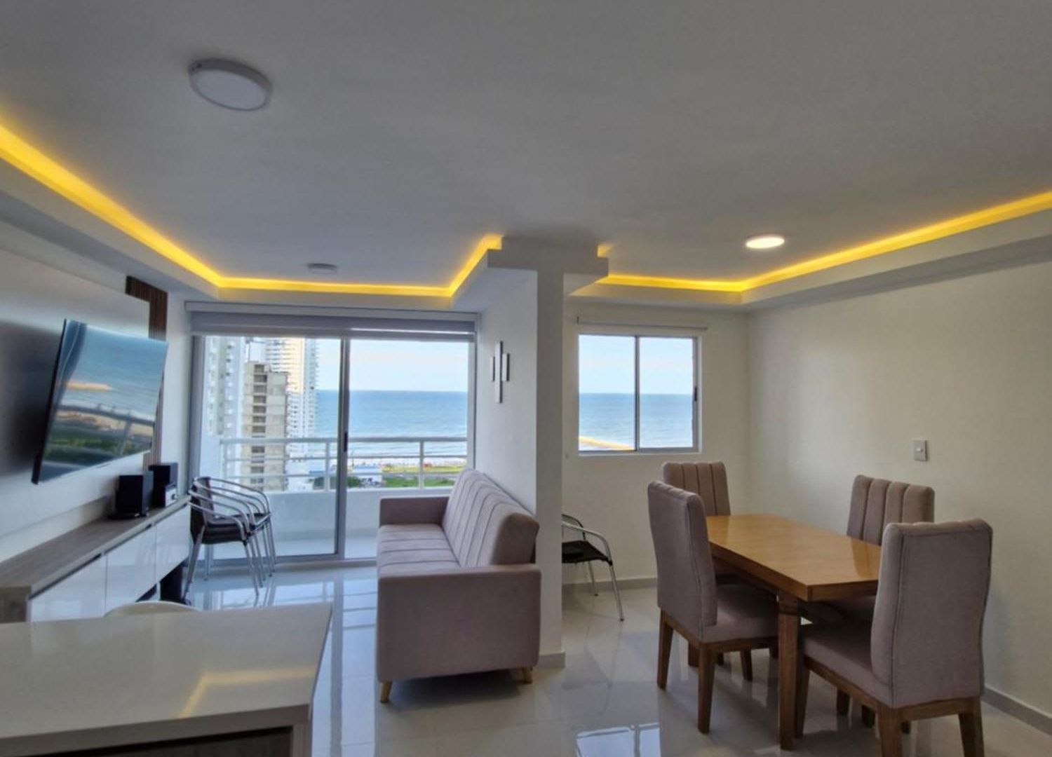 Apartamento Nuevo En Piso 24 Con Wifi Rápido Y Vista Al Mar, Cerca Al Centro Histórico *