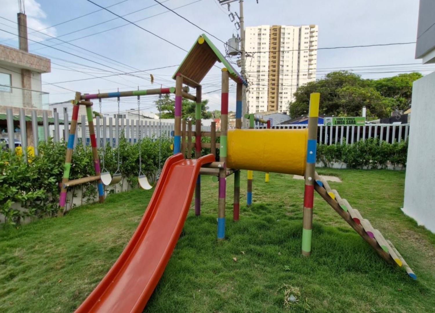 Nuevo En Piso 24 Con Wifi Rápido Y Vista Al Mar, Cerca Al Centro Histórico Apartamento